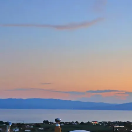 Heaven Horizon فيلة Karianí