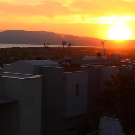 Heaven Horizon Willa Karianí