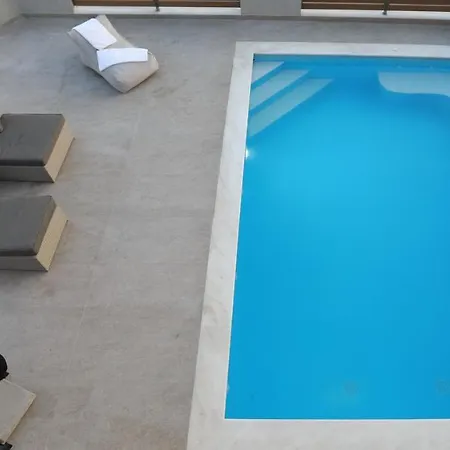 فيلة Heaven Horizon Karianí