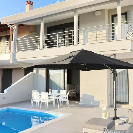 Heaven Horizon Willa